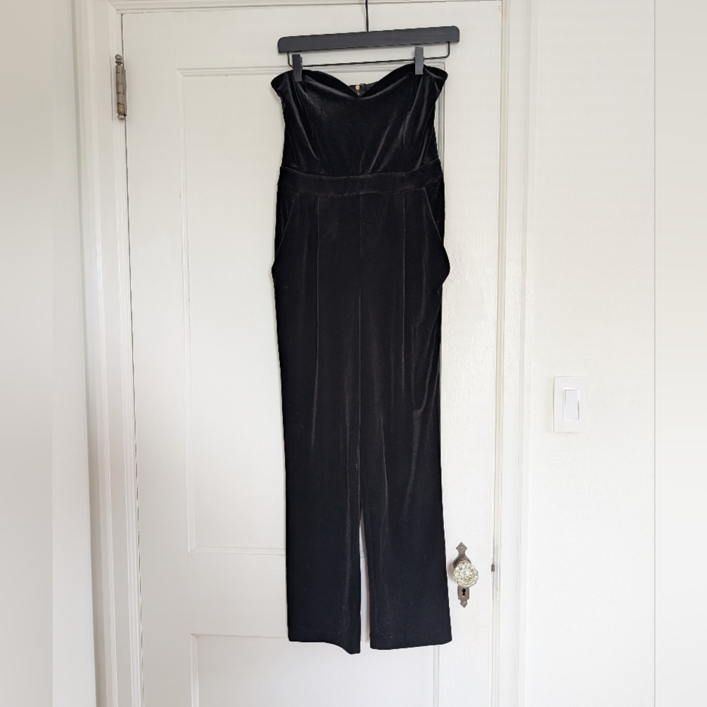 Women's Express Black Velvet Heart-Shaped Strapless Jumpsuit
